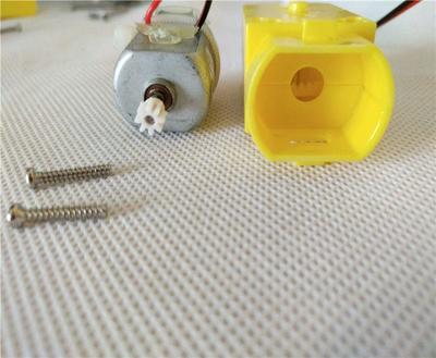 不會寫代碼,照樣玩轉KittenBot機器人_科技_網