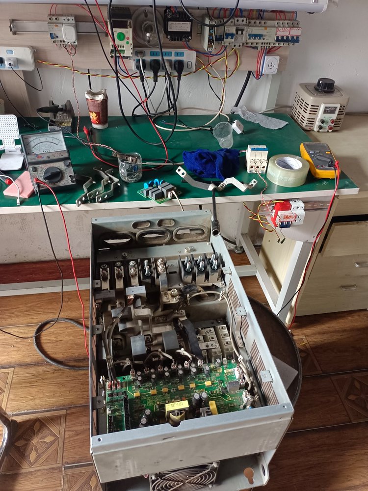 斯研電氣專(zhuān)業(yè)維修 高效修復(fù)貝加萊、華為、三晶、斯德博變頻器及直流電機(jī)